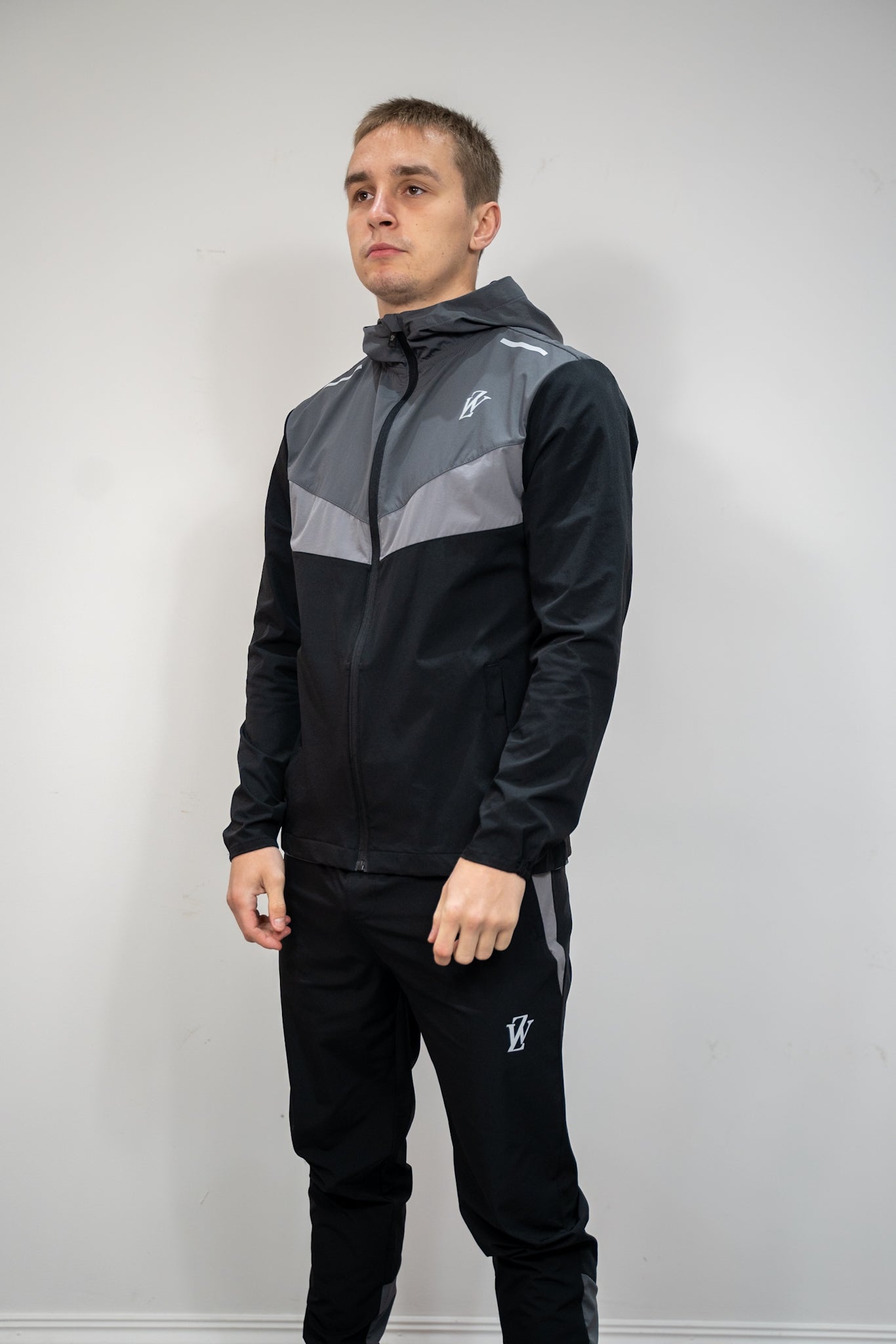 Zephyr Pulse Mens Pants | Grey