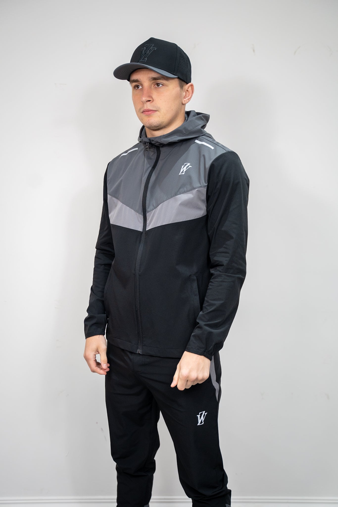 Zephyr Pulse Mens Pants | Grey